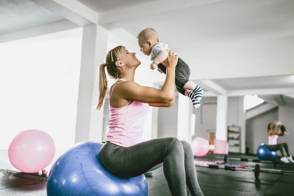 Sport maman avec bébé