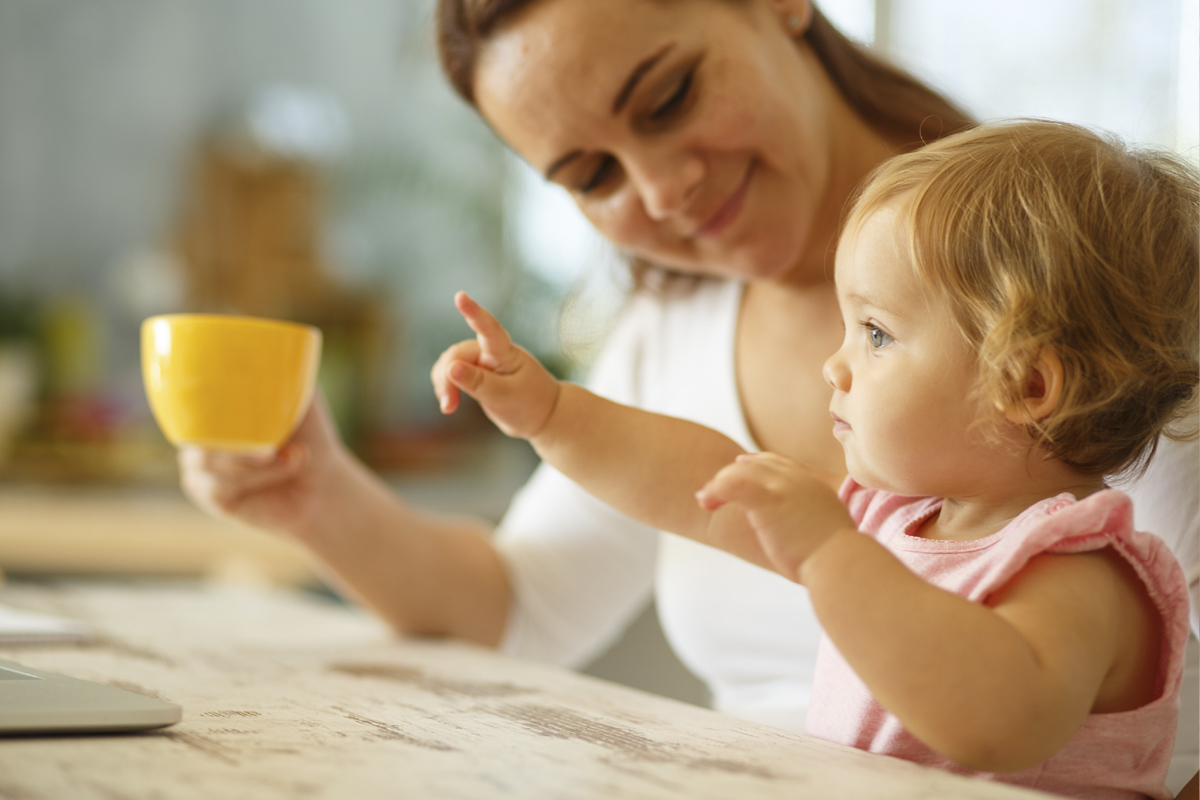 Bébé apprend à parler